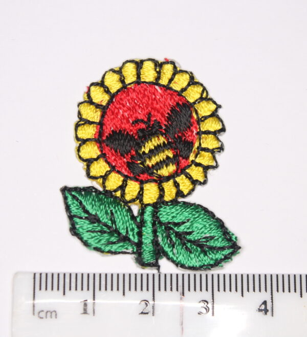 Small sunflower with bee iron on patch Small sunflower with bee iron on patch