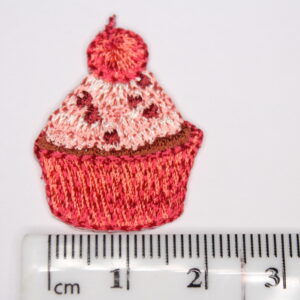 Small cupcake iron on patch