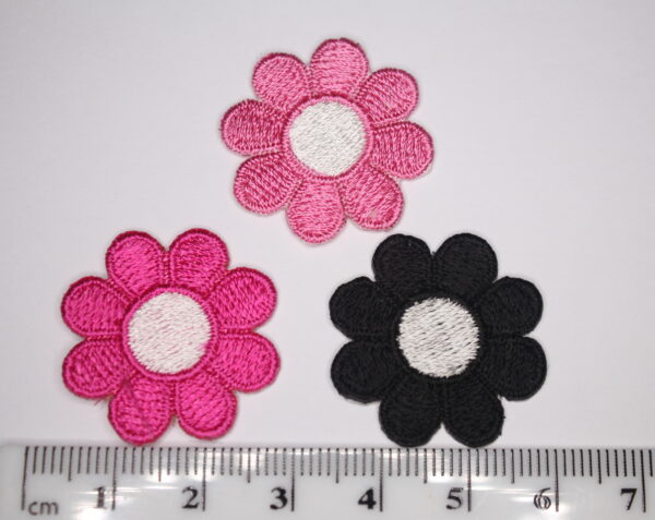 Daisy's iron on patches