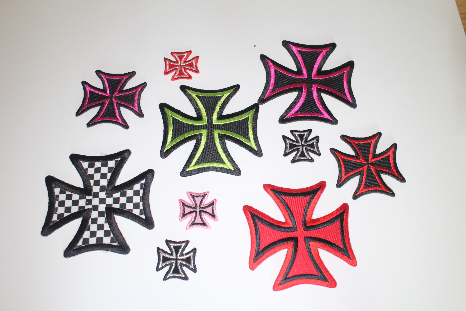 Various colours and sizes iron on patches